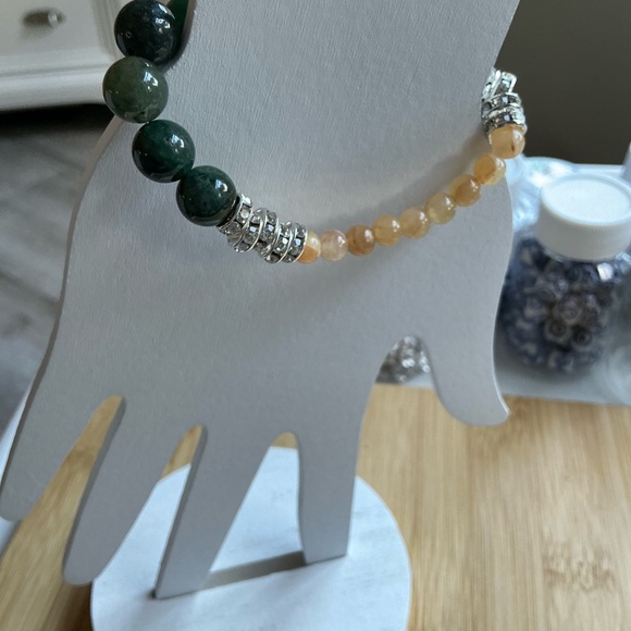 One of a kind yellow jade and subtle teal artisan crafted bead bracelet. - Picture 2 of 3